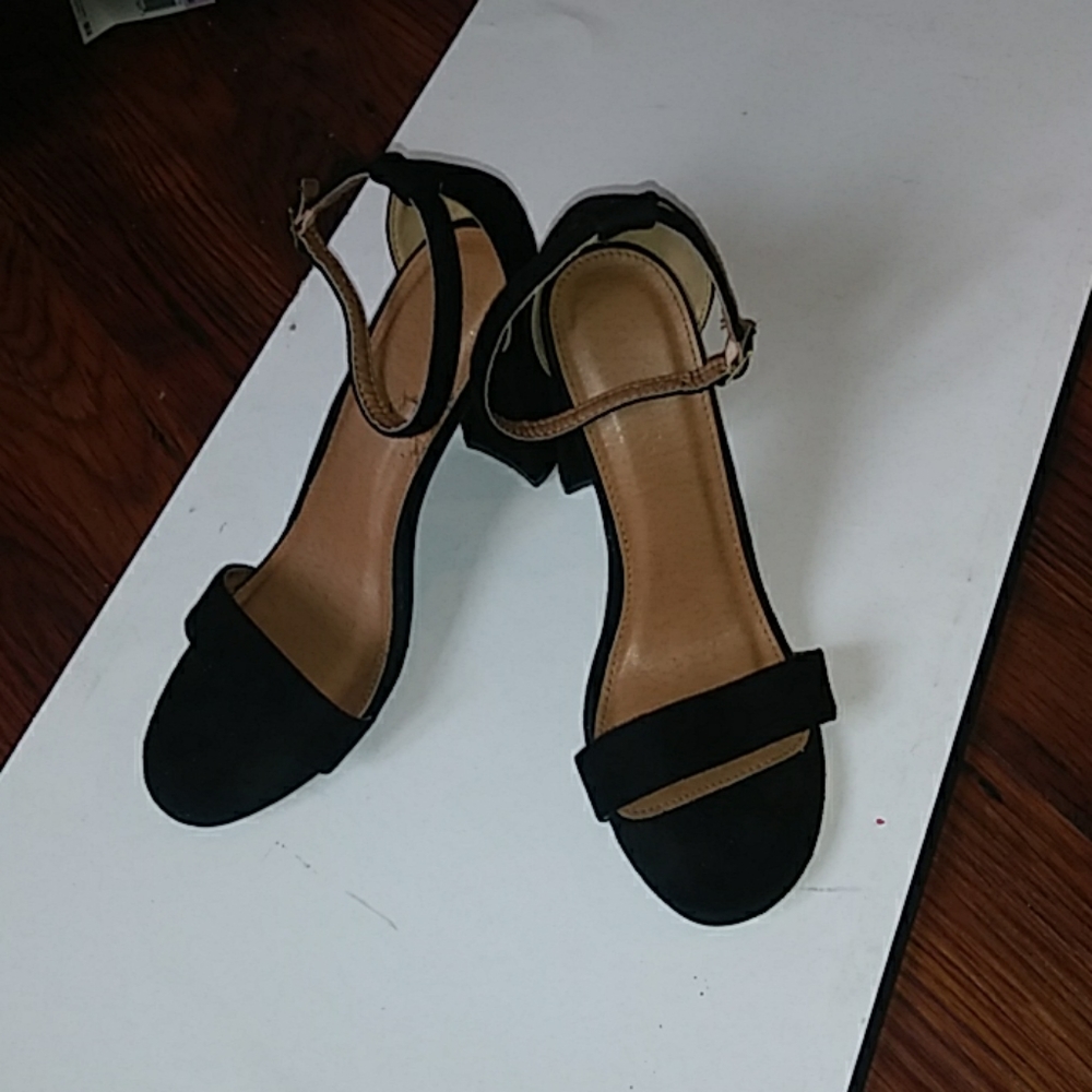 3 inch black suede heels